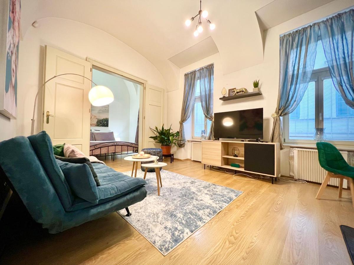 Elegant Apartment In Košice Exteriér fotografie